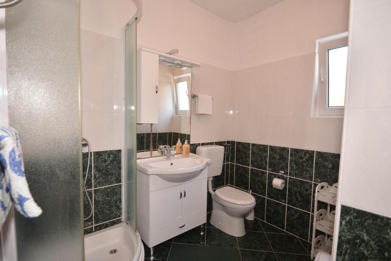 Apartments By The Sea Suhi Potok, Omis - 14555 Jesenice  Luaran gambar