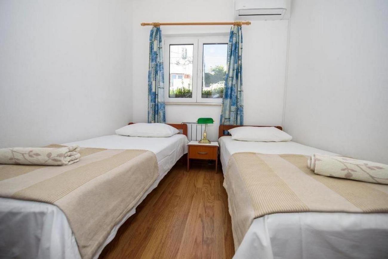 Apartments By The Sea Suhi Potok, Omis - 14555 Jesenice  Bilik gambar